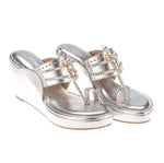 Load image into Gallery viewer, Metallic Silver Diamond Fitting Kolhapuri Wedge
