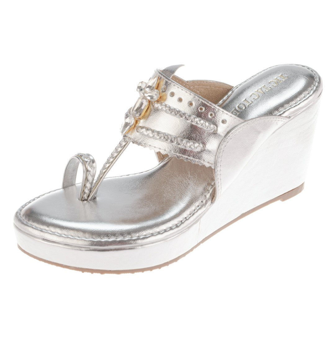 Metallic Silver Diamond Fitting Kolhapuri Wedge