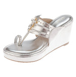 Load image into Gallery viewer, Metallic Silver Diamond Fitting Kolhapuri Wedge
