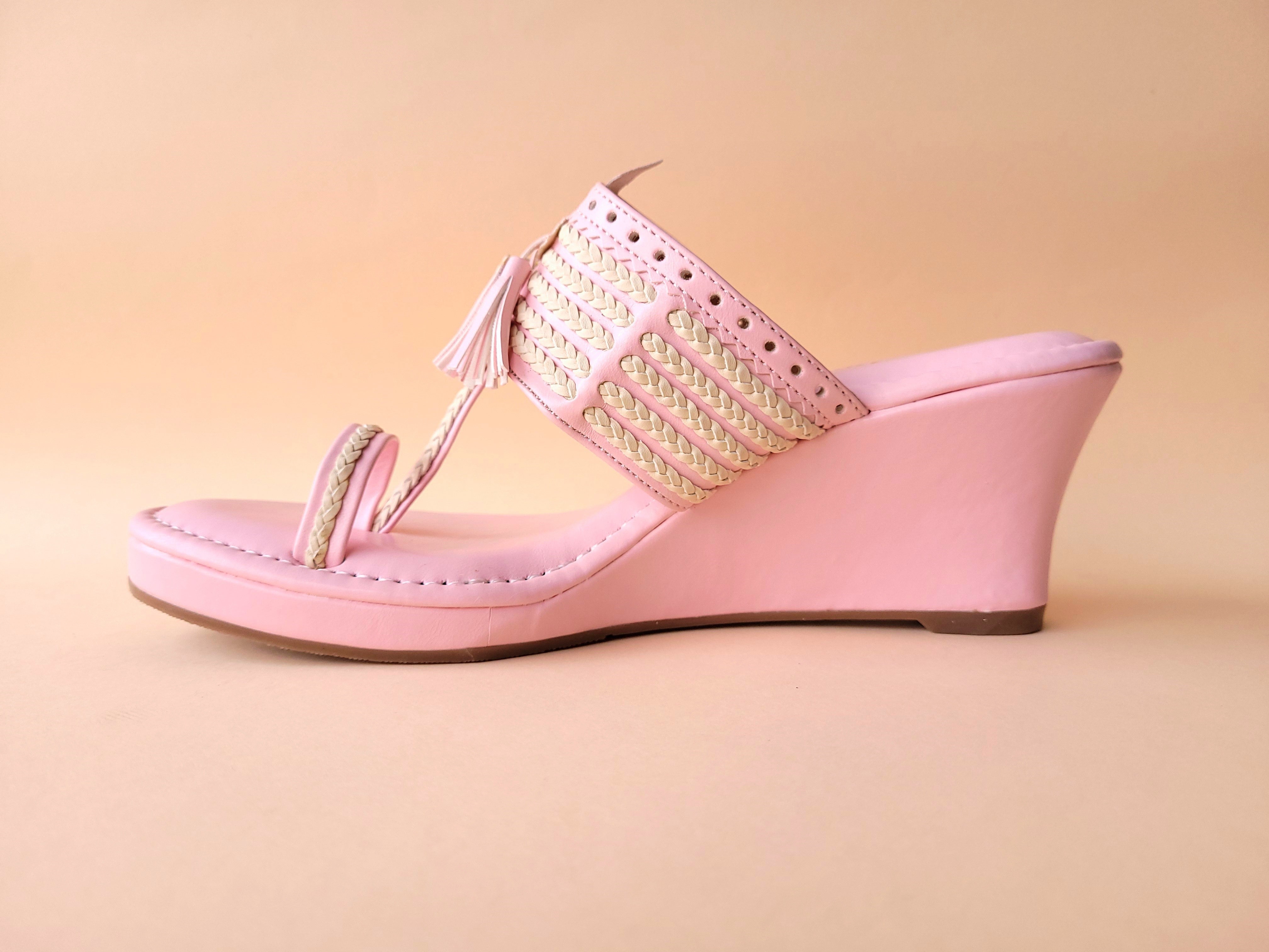 Tasseled Kolhapuri Wedge Pink