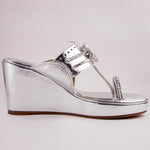 Load image into Gallery viewer, Metallic Silver Tasseled Kolhapuri Wedge
